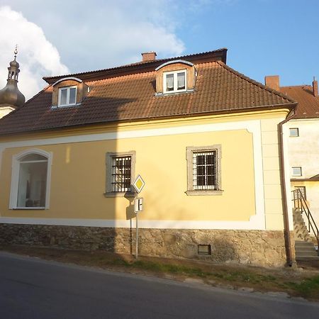 Guest House U Zlateho Jelena Žinkovy 外观 照片