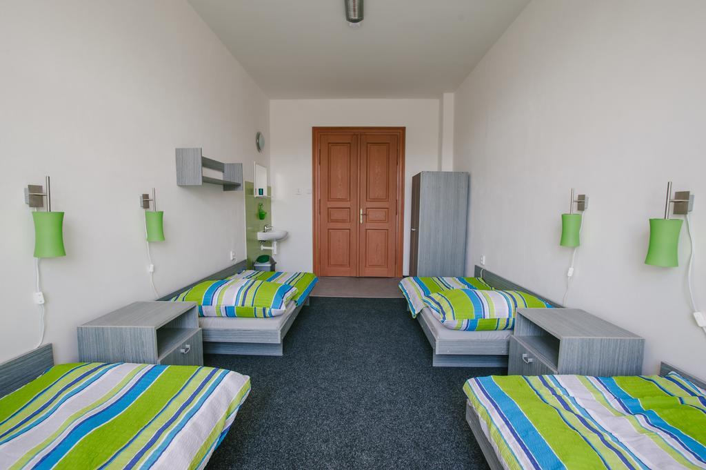 Guest House U Zlateho Jelena Žinkovy 客房 照片