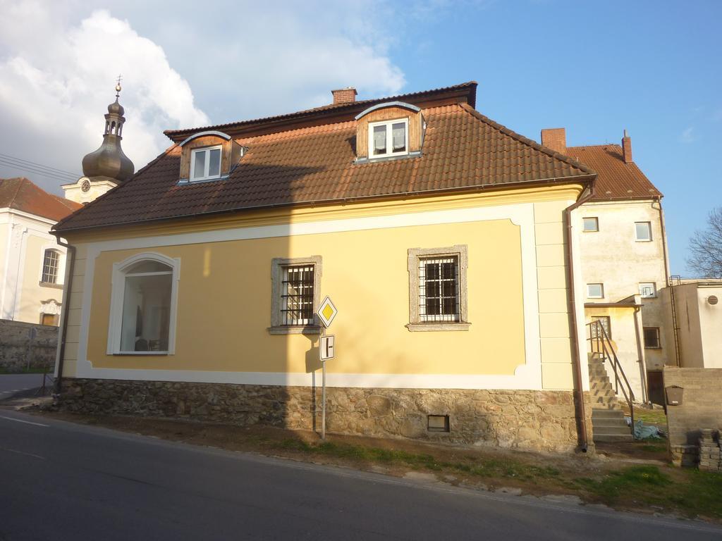 Guest House U Zlateho Jelena Žinkovy 外观 照片